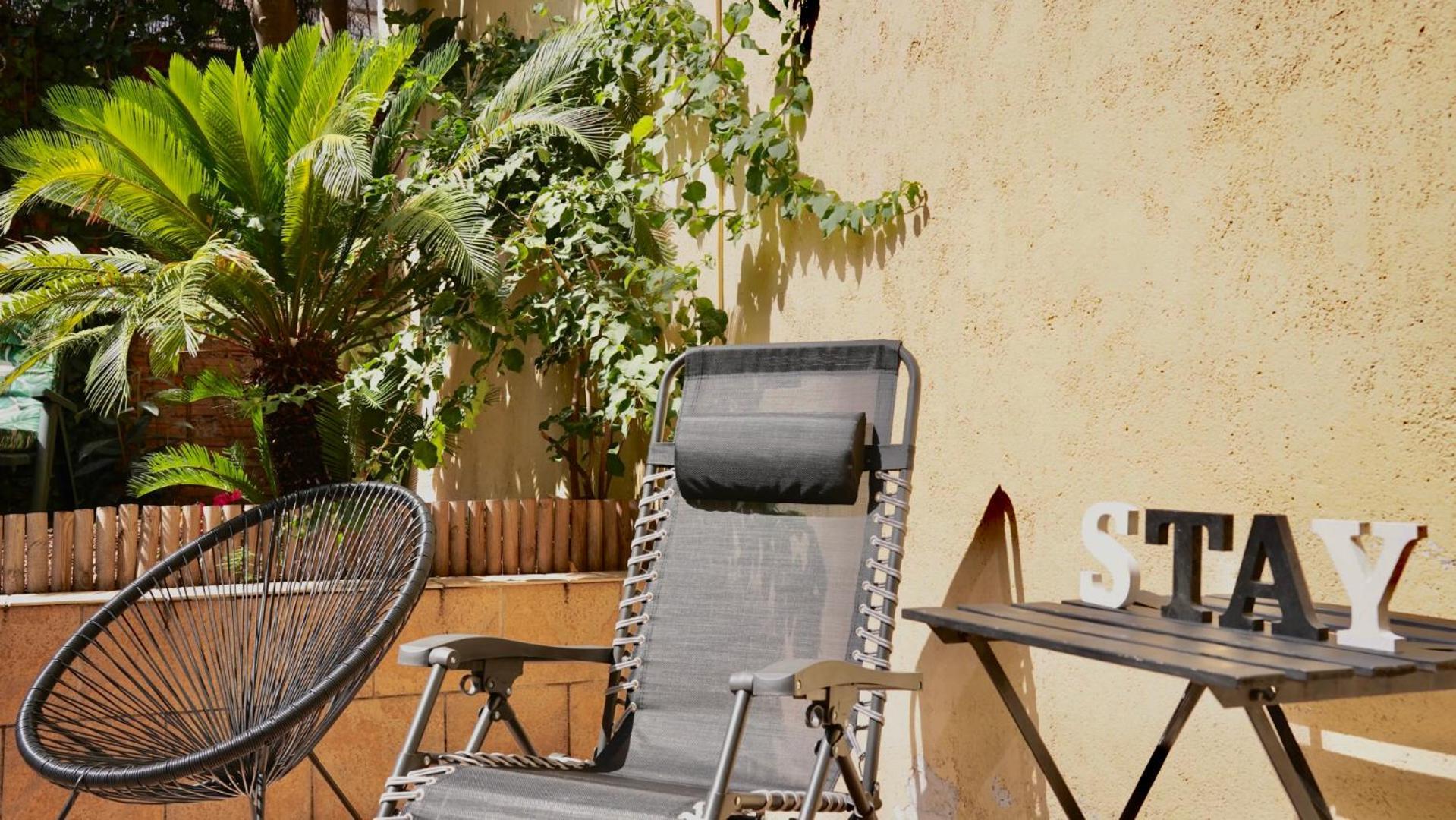 Apartment Next To Park Guell Barcelona Exterior photo